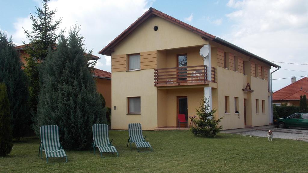 Kánnár Appartmanház Zalakaros Exterior foto